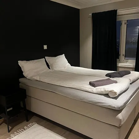 Villa Spacious Perfect For Aurora Spotting, Free Parking