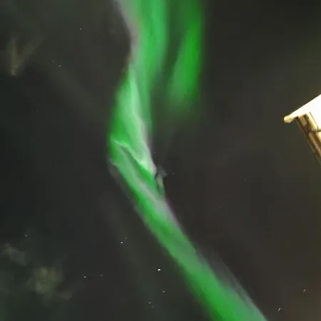 Spacious Perfect For Aurora Spotting, Free Parking Tromso