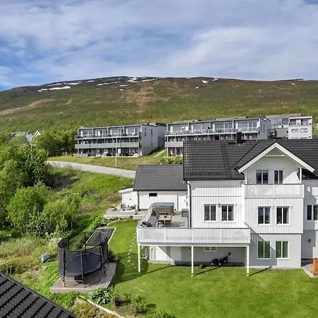 Villa Spacious Perfect For Aurora Spotting, Free Parking Tromsø